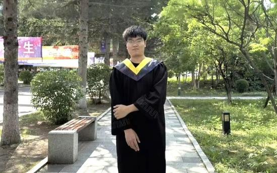 职场蜕变：从象牙塔到炼铁总厂的成长之旅(图3)