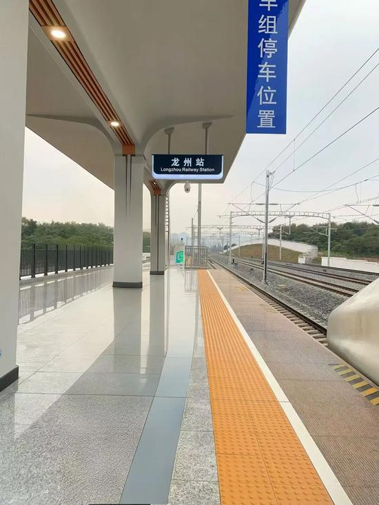 铁路人年度坚守：车站温暖故事(图7)