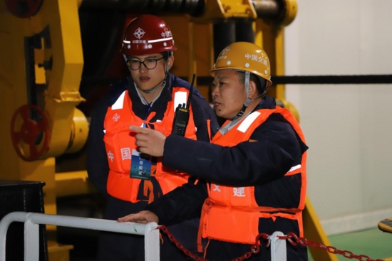 深海钳工管延安：60万颗螺丝打造国家工程奇迹(图3)