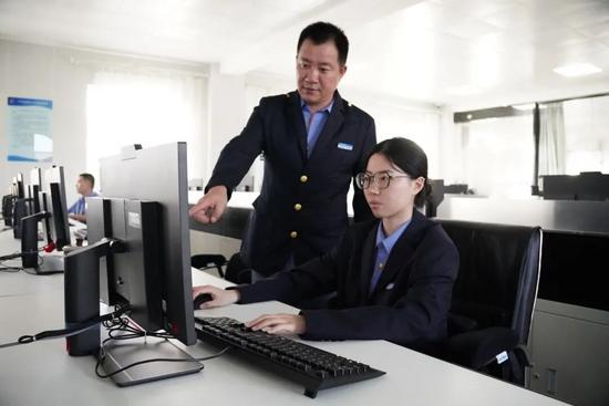 定岗不到半年，7名“00后”小姑娘屡屡获奖！(图9)