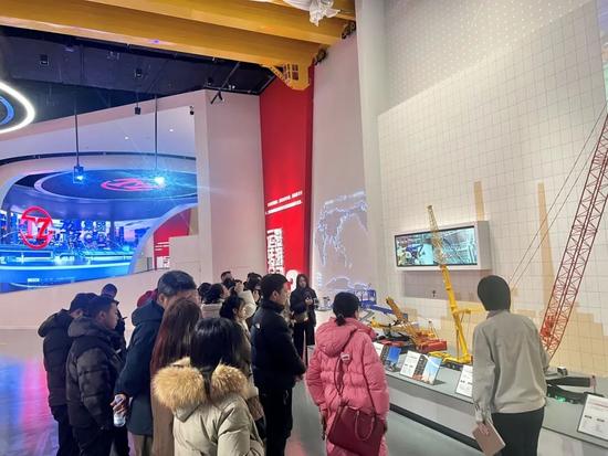 战略伙伴回访 | 湖北齐信团队赴我司参观交流(图3) 战略伙伴回访 | 湖北齐信团队赴我司参观交流(图3)