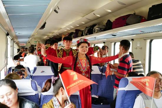 年度特别报道丨美好出行 幸福生活提质升级(图10) 年度特别报道丨美好出行 幸福生活提质升级(图10)