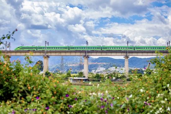 年度特别报道丨美好出行 幸福生活提质升级(图11) 年度特别报道丨美好出行 幸福生活提质升级(图11)