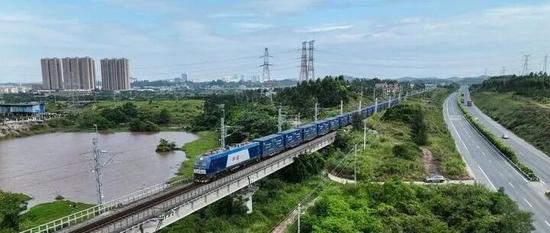 推动服务业开放提速加力!大连等9城市试点任务来了(图5) 推动服务业开放提速加力!大连等9城市试点任务来了(图5)