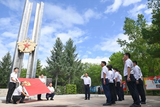 “站”上新台阶 再踏新征程(图6) “站”上新台阶 再踏新征程(图6)