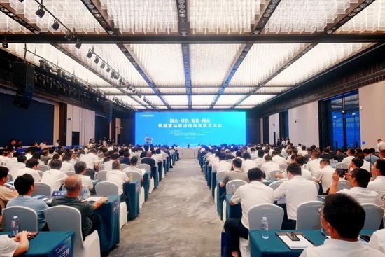 “站”上新台阶 再踏新征程(图5) “站”上新台阶 再踏新征程(图5)