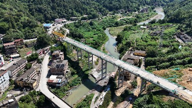 预制T梁全部完成架设!泉州白濑水利枢纽公路迁移 C 标段横口大桥顺利贯通! 预制T梁全部完成架设!泉州白濑水利枢纽公路迁移 C 标段横口大桥顺利贯通!