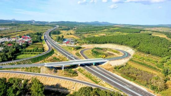 凌绥高速公路获评辽宁平安百年品质工程典型案例(图4)