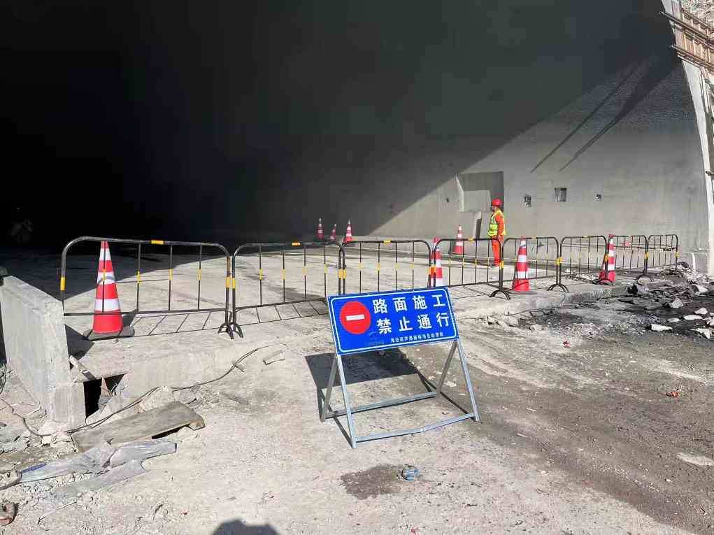 海沧疏芦项目AC-16C改性沥青混凝土中面层试验段顺利完成(图7)