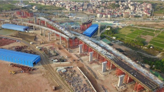 厦门翔安新机场片区溪东路工程茂林互通主线桥箱梁浇筑完成9联