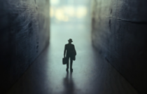 神秘大佬于泳掌控千亿商业帝国，洛阳钼业业绩暴增200亿